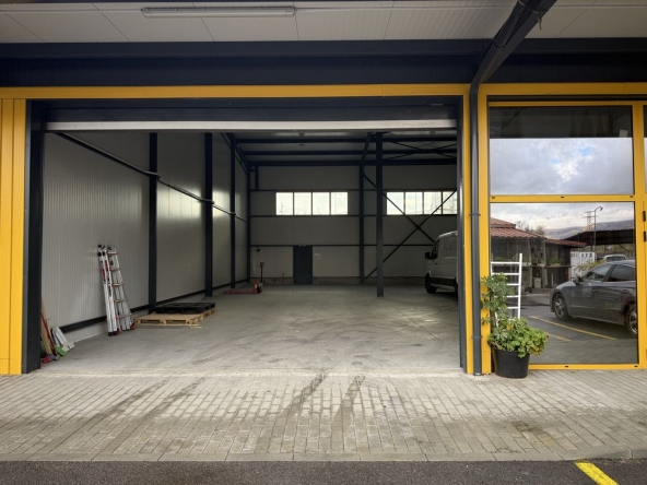 Дава се под наем Склад в с. Герман, Област София-град - 230 кв.м за 1834.98 € - Снимка #1