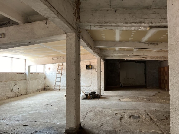 Дава се под наем Склад в Димитровград - 520 кв.м за 408 € - Снимка #1