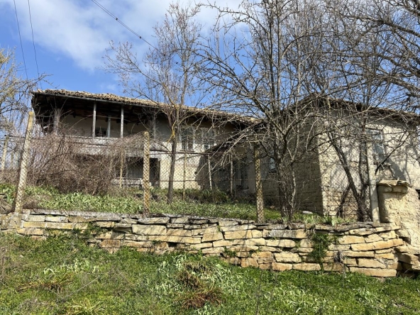 Къща в с. Дриново, Област Търговище - 115 кв.м за 67 €/кв.м - Снимка #1