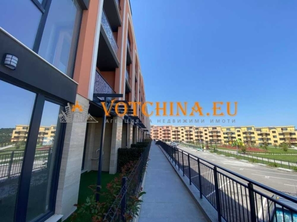 Двустаен апартамент в Варна, Виница - 65 кв.м за 2554 €/кв.м - Снимка #1