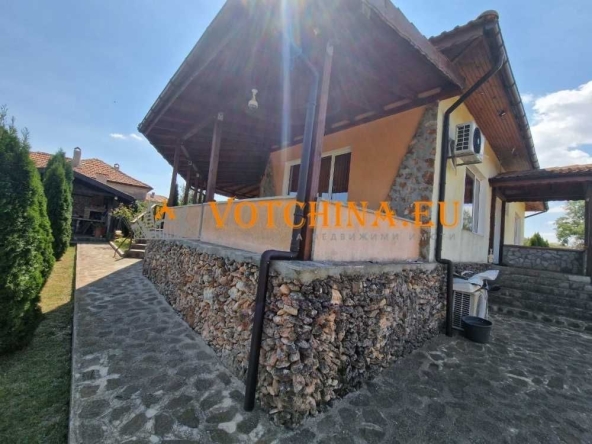 Къща в с. Славеево, Област Добрич - 129 кв.м за 633 €/кв.м - Снимка #1