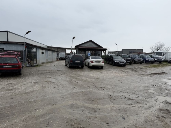 Дава се под наем Парцел в Асеновград - 430 кв.м за 498.27 € - Снимка #1