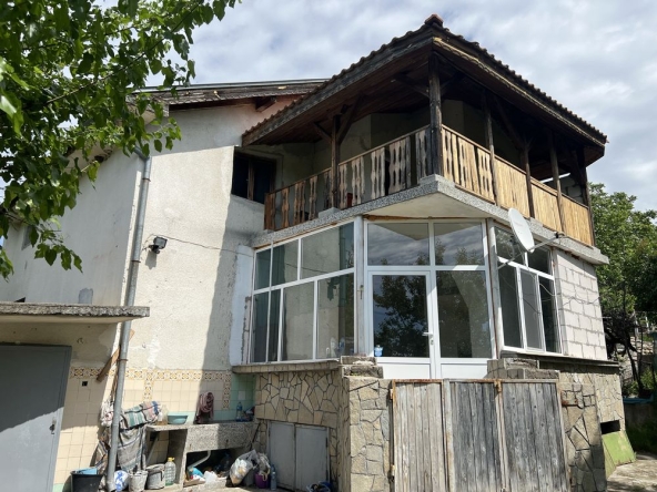 Къща в с. Великан, Област Хасково - 180 кв.м за 99 €/кв.м - Снимка #1