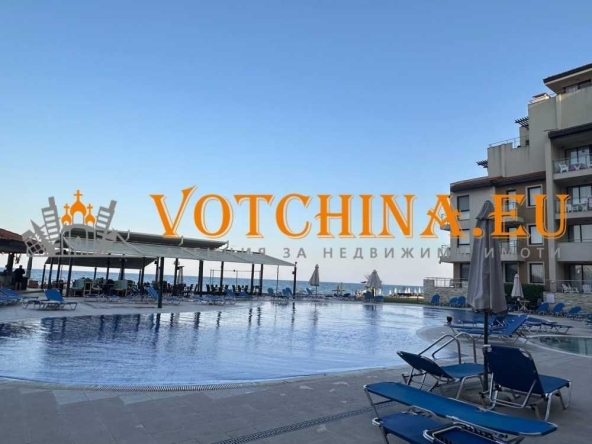 Тристаен апартамент в Обзор - 112 кв.м за 547 €/кв.м - Снимка #1