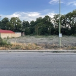 Дава се под наем Парцел в Левски - 1500 кв.м за 306 € - Снимка #1