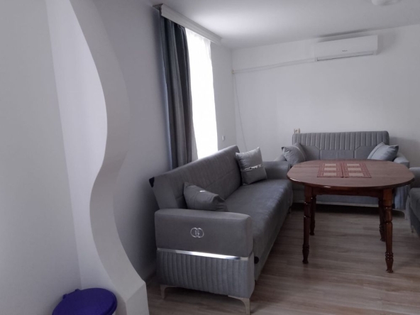 Дава се под наем Къща в Шумен, Херсон - 80 кв.м за 498.27 € - Снимка #1