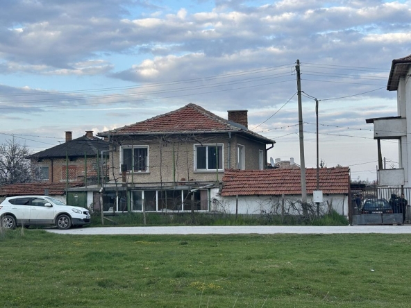 Къща в с. Куртово Конаре, Област Пловдив - 126 кв.м за 607 €/кв.м - Снимка #1