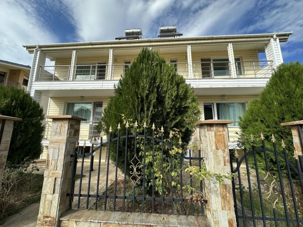 Къща в Павел баня - 330 кв.м за 464 €/кв.м - Снимка #1