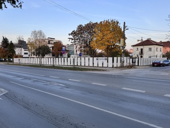 Дава се под наем Гараж / Паркомясто в София, Овча купел - 20 кв.м за 35.7 € - Снимка #1