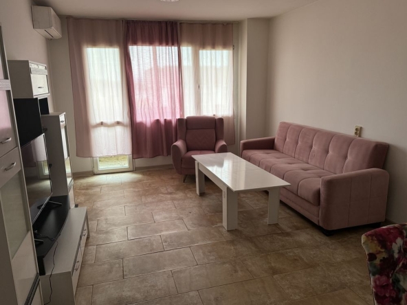 Двустаен апартамент в Нови пазар - 76 кв.м за 705 €/кв.м - Снимка #1