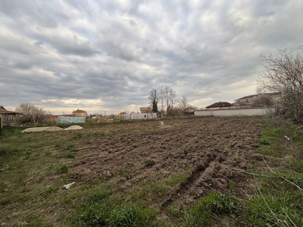 Парцел в с. Калояновец, Област Стара Загора - 862 кв.м за 18 €/кв.м - Снимка #1