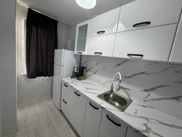 Двустаен апартамент в Стара Загора, Казански - 50 кв.м за 1102 €/кв.м - Снимка #1