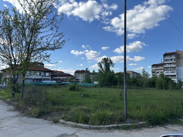Парцел в Ботевград - 2296 кв.м за 0 €/кв.м - Снимка #1