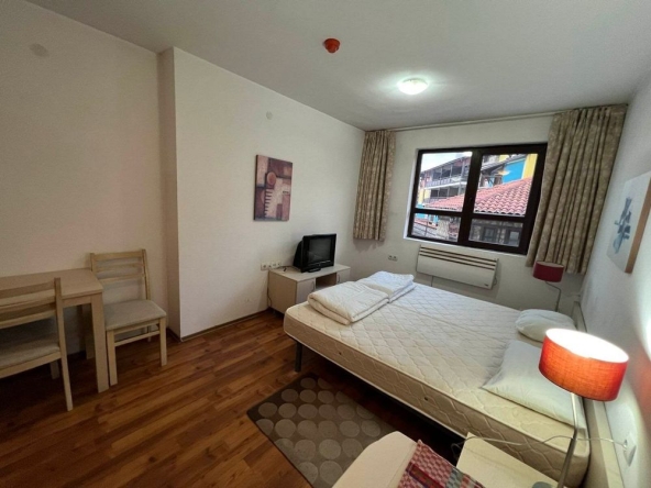 Дава се под наем Едностаен апартамент в Банско - 30 кв.м за 382.5 € - Снимка #1