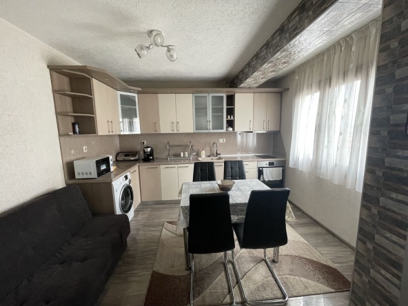 Двустаен апартамент в Петрич - 72 кв.м за 609 €/кв.м - Снимка #1