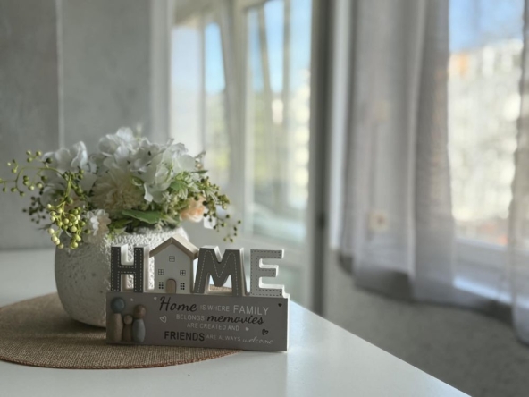 Дава се под наем Двустаен апартамент в Варна, Младост 2 - 40 кв.м за 448.8 € - Снимка #1