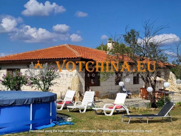 Къща в с. Левски, Област Варна - 159 кв.м за 1038 €/кв.м - Снимка #1