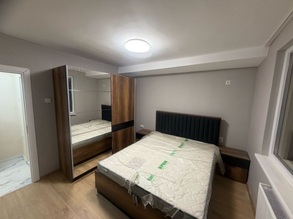 Тристаен апартамент в Враца, Център - 60 кв.м за 1088 €/кв.м - Снимка #1