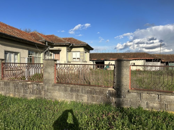 Къща в с. Бабук, Област Силистра - 100 кв.м за 179 €/кв.м - Снимка #1