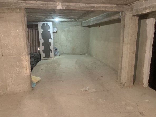 Дава се под наем Гараж / Паркомясто в Варна, Бриз - 11 кв.м за 59.67 € - Снимка #1