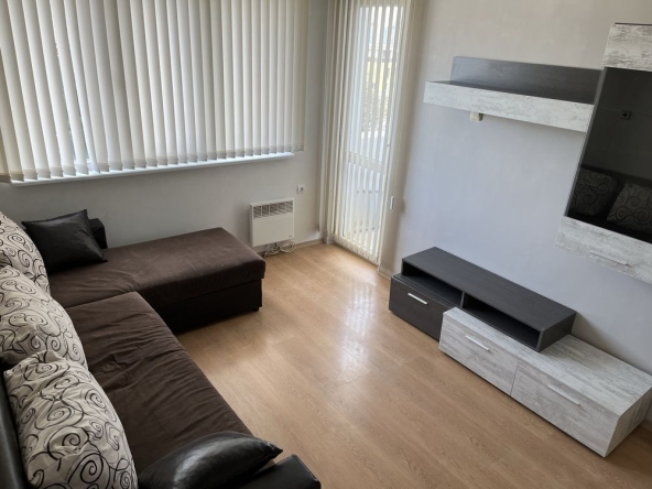 Дава се под наем Двустаен апартамент в Благоевград, Запад - 40 кв.м за 289.17 € - Снимка #1