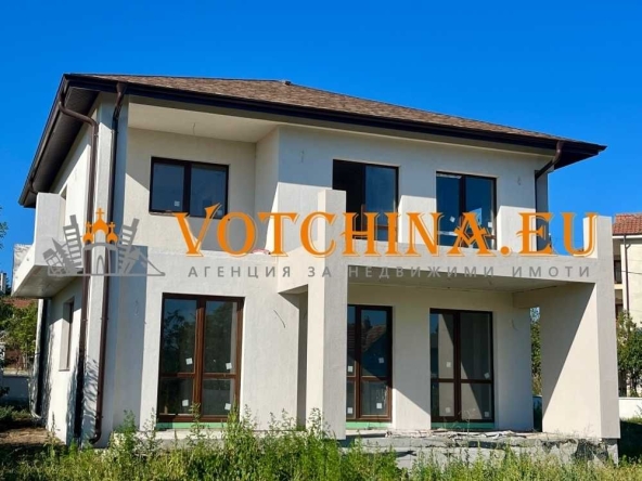 Къща в с. Александрово, Област Бургас - 195 кв.м за 1077 €/кв.м - Снимка #1