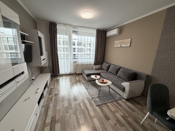 Дава се под наем Двустаен апартамент в София, Младост 4 - 63 кв.м за 687.99 € - Снимка #1