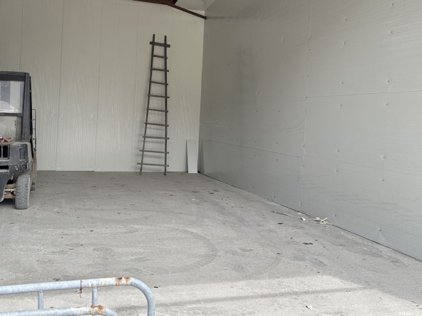 Дава се под наем Склад в София, Център - 72 кв.м за 997.05 € - Снимка #1