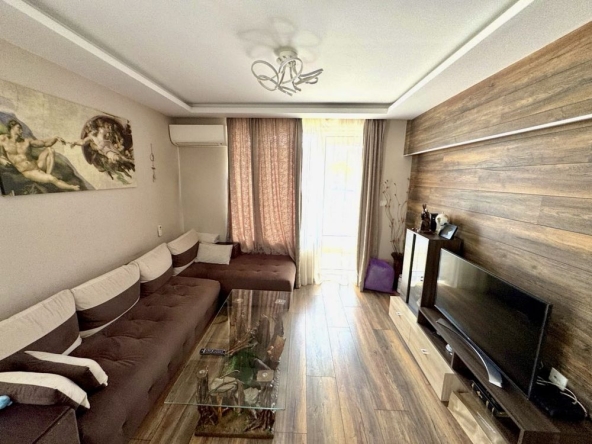 Двустаен апартамент в к.к. Слънчев бряг - 74 кв.м за 614 €/кв.м - Снимка #1