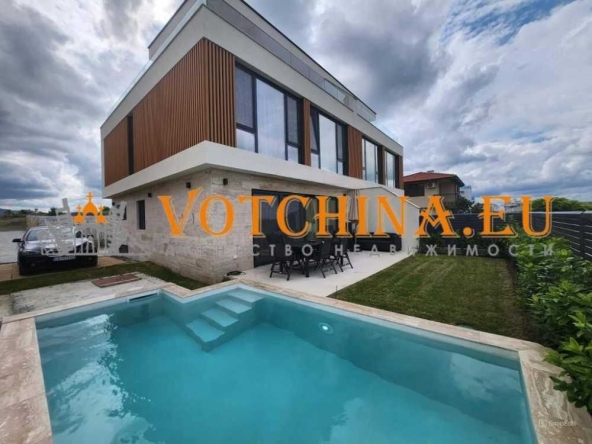 Къща в с. Лозенец, Област Бургас - 242 кв.м за 1199 €/кв.м - Снимка #1