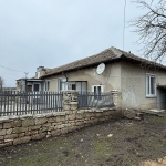Къща в с. Гурково, Област Добрич - 99 кв.м за 155 €/кв.м - Снимка #1