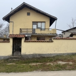Къща в с. Ушинци, Област Разград - 155 кв.м за 741 €/кв.м - Снимка #1