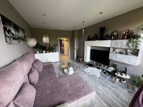 Дава се под наем Тристаен апартамент в София, Толстой - 67 кв.м за 600 € - Снимка #1