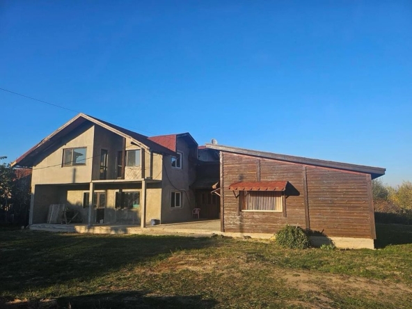 Къща в с. Нови хан, Област София-област - 220 кв.м за 1364 €/кв.м - Снимка #1