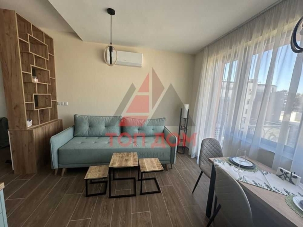 Дава се под наем Двустаен апартамент в Варна, Чайка - 55 кв.м за 612 € - Снимка #1