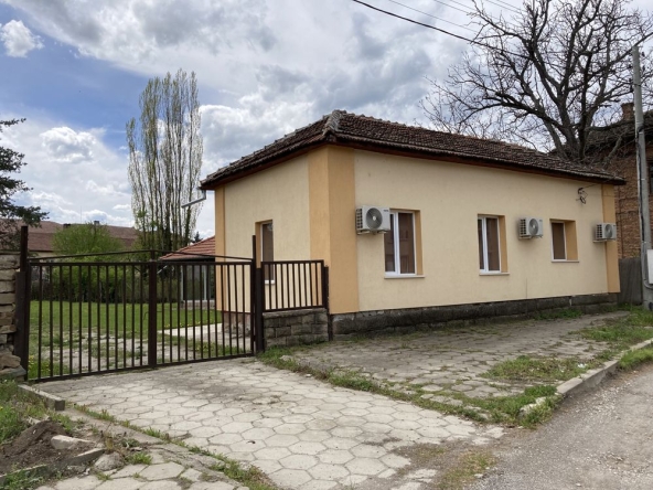 Къща в с. Торос, Област Ловеч - 85 кв.м за 720 €/кв.м - Снимка #1