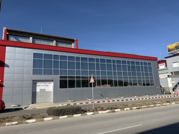 Дава се под наем Промишлена сграда в Асеновград - 650 кв.м за 1785 € - Снимка #1