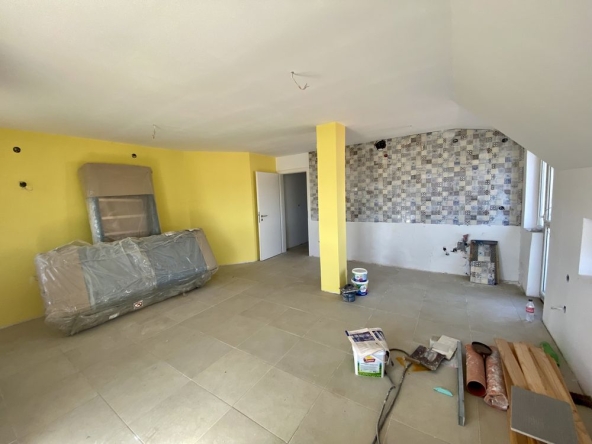 Четиристаен апартамент в Разлог - 110 кв.м за 863 €/кв.м - Снимка #1