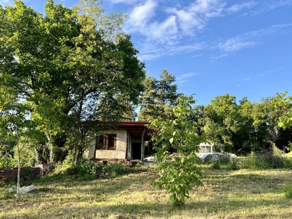 Парцел в с. Поцърненци, Област Перник - 3640 кв.м за 13 €/кв.м - Снимка #1