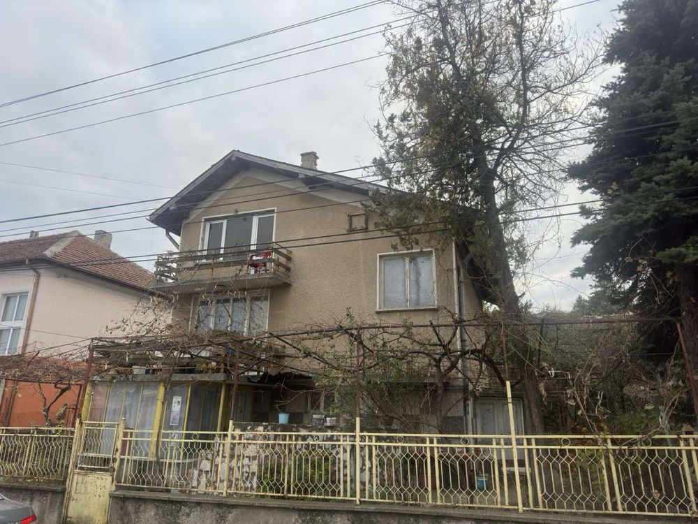 Къща в Оряхово - 216 кв.м за 236 €/кв.м - Снимка #1