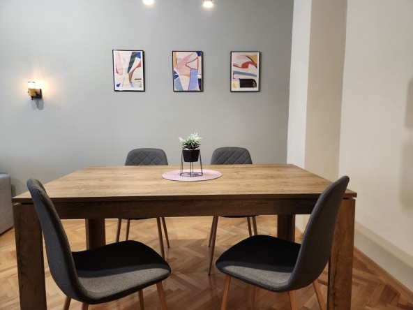 Дава се под наем Тристаен апартамент в София, Илинден - 130 кв.м за 688.5 € - Снимка #1