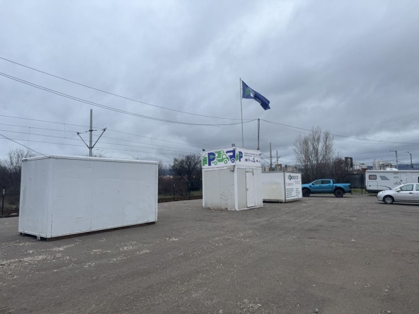 Дава се под наем Гараж / Паркомясто в София, Горубляне - 2000 кв.м за 51 € - Снимка #1