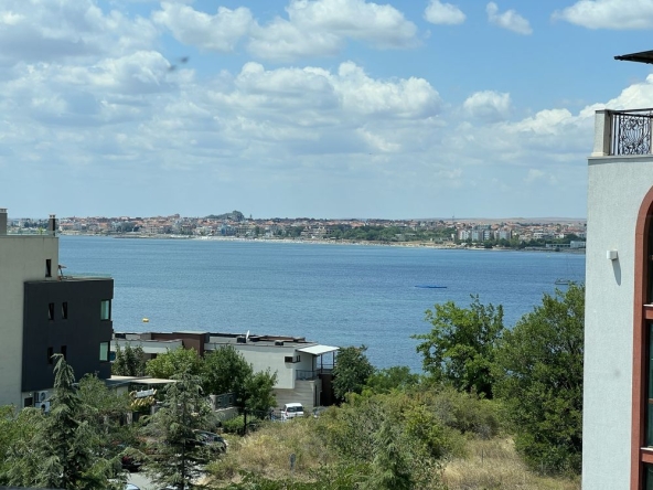 Двустаен апартамент в к.к. Дюни - 81 кв.м за 1112 €/кв.м - Снимка #1