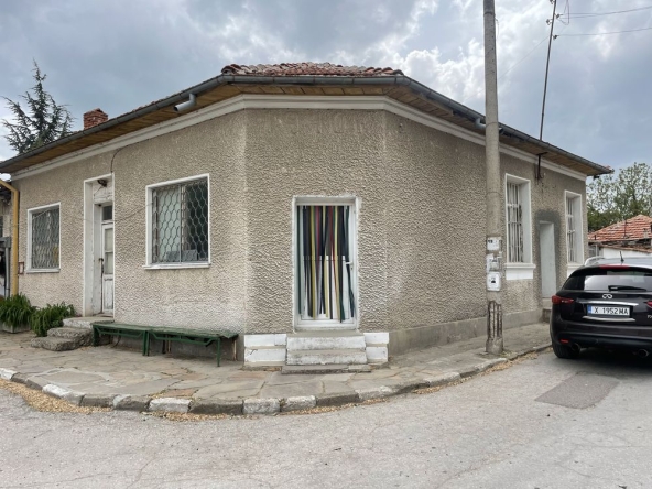 Къща в с. Драгойново, Област Пловдив - 140 кв.м за 190 €/кв.м - Снимка #1