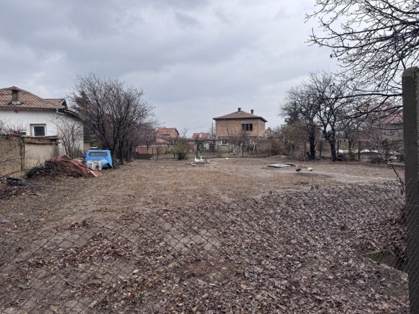 Парцел в с. Хаджидимитрово, Област Стара Загора - 600 кв.м за 56 €/кв.м - Снимка #1