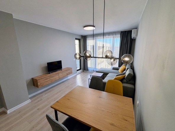 Дава се под наем Двустаен апартамент в Пловдив, Христо Смирненски - 60 кв.м за 500 € - Снимка #1