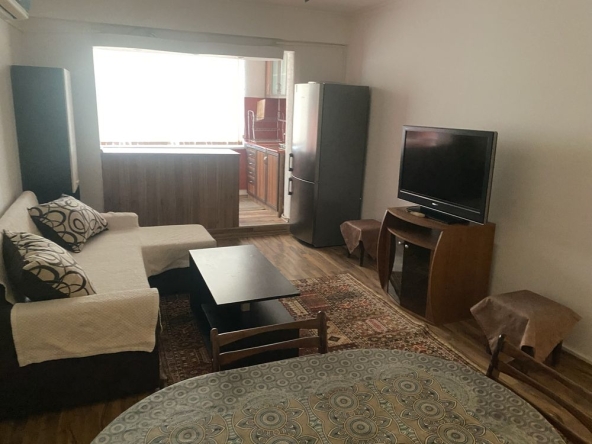 Дава се под наем Многостаен апартамент в Пловдив, Каменица 2 - 92 кв.м за 612 € - Снимка #1