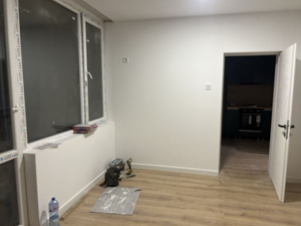 Тристаен апартамент в Силистра, в.з. Юг - 83 кв.м за 467 €/кв.м - Снимка #1