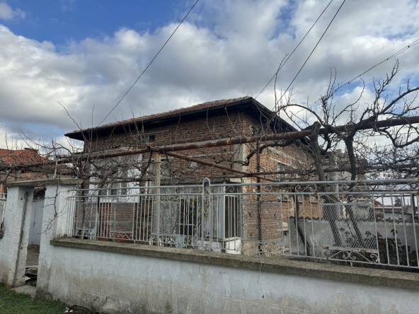 Къща в Раковски - 180 кв.м за 500 €/кв.м - Снимка #1