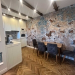 Дава се под наем Двустаен апартамент в Русе, Център - 62 кв.м за 561 € - Снимка #1